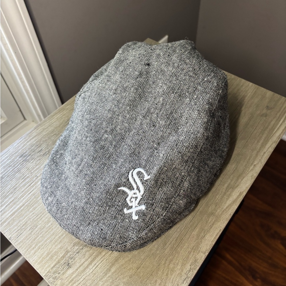 Gray Vintage White Sox Flat Cap